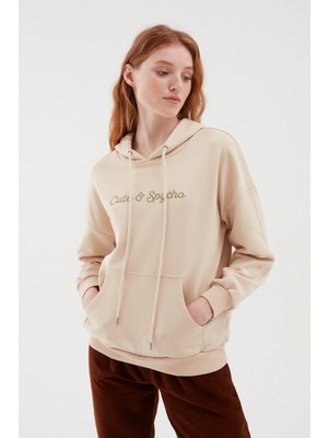 Quzu Sırtı Baskılı Kapüşonlu Sweatshirt Bej