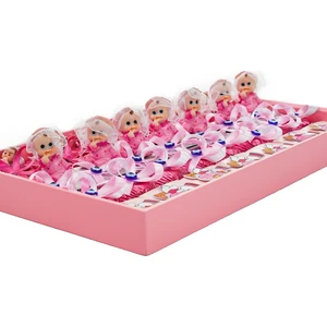 Nin Chocolate Kız Bebek Çikolatası El Yapımı Bebek Çikolatası Dekorlu (28 Adet)