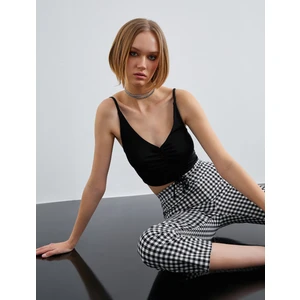 İnce Askılı Crop Top