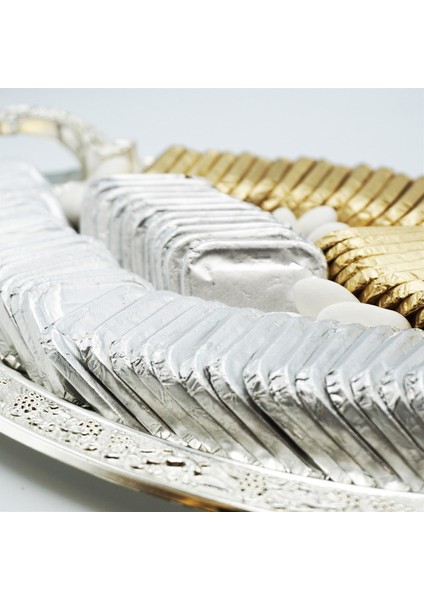 Gümüş Tepside Madlen Çikolata Söz Nişan Tepsisi 970G modelleri