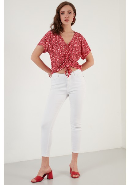 Çiçek Desenli Önü Büzgülü V Yaka Crop Bluz Bayan Bluz 5864486Y4
