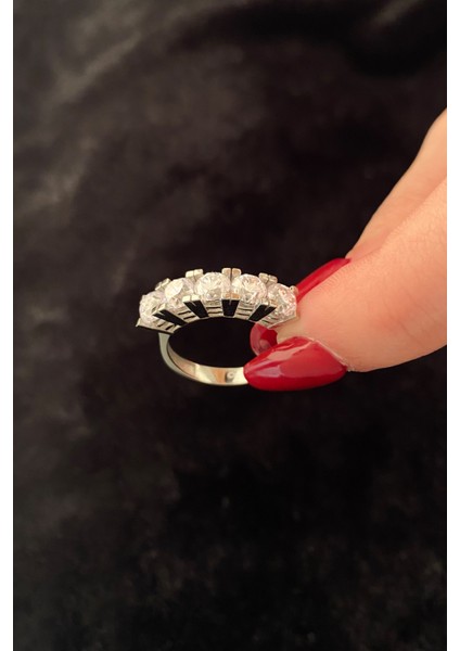 14 Ayar Altın Beştaş Yüzük 1 fiyatları