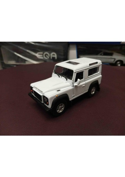 Land Rover Defender Maket Çek Bırak Diecast Model (Beyaz)