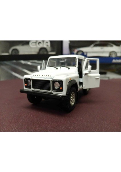 Land Rover Defender Maket Çek Bırak Diecast Model (Beyaz)
