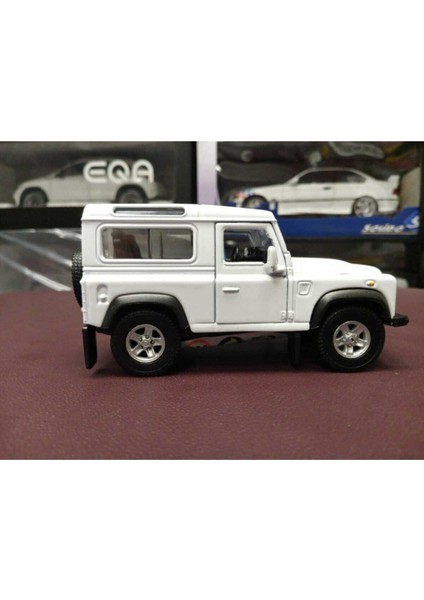 Land Rover Defender Maket Çek Bırak Diecast Model (Beyaz)