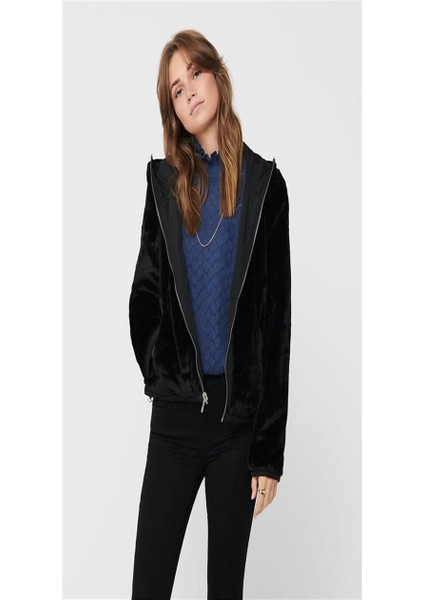 15208777 Tuylu ve Duz Cıft Taraflı Kapsonlu Mont Siyah fiyatları