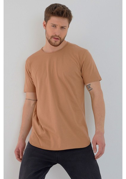 Kahverengi Basic Erkek Bisiklet Yaka Long Fit Eteği Biyeli T-Shirt modelleri