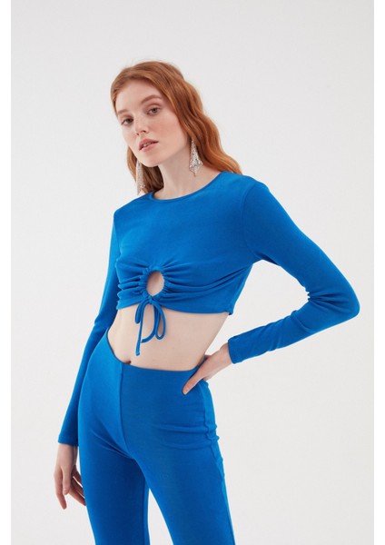 Büzgü Detaylı Crop Bluz Mavi modelleri