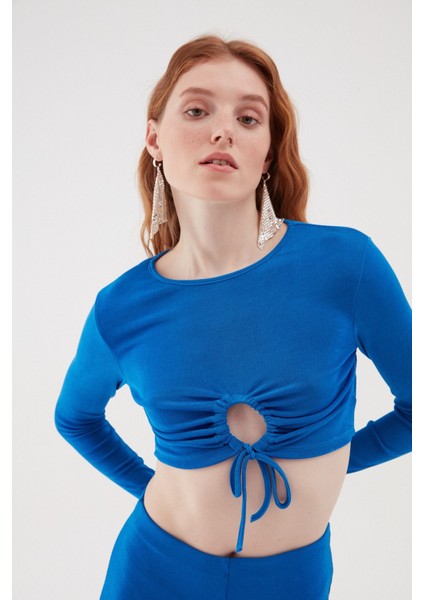 Büzgü Detaylı Crop Bluz Mavi fırsatları
