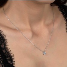 925 Gümüş Swarovski Taşlı Tek Taş 925 Ayar Gümüş Kolye