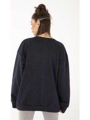 Trendseninle Kadın Lacivert Abstract Figure Baskılı Oversize Sweatshirt