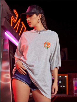 Trendseninle Kadın Bugs Bunny Logo Baskılı Gri Oversize T-Shirt