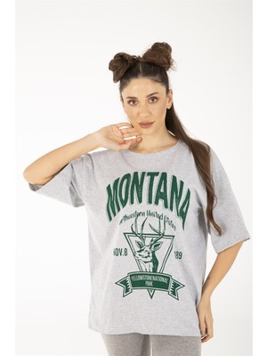 Trend Seninle Kadın Gri Oversize Montana Baskılı T-Shirt