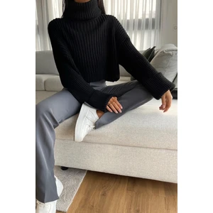 Mad Girls Siyah Boğazlı Kazak MG1402