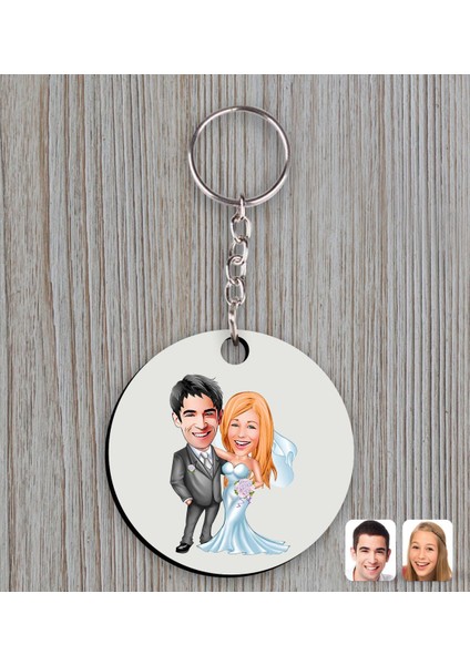 Kişiye Özel Evleniyoruz Karikatürlü Ahşap Anahtarlıklı El Yapımı 400 gr Melodi Kakaolu Fındık Kreması Seti-5 fiyatları