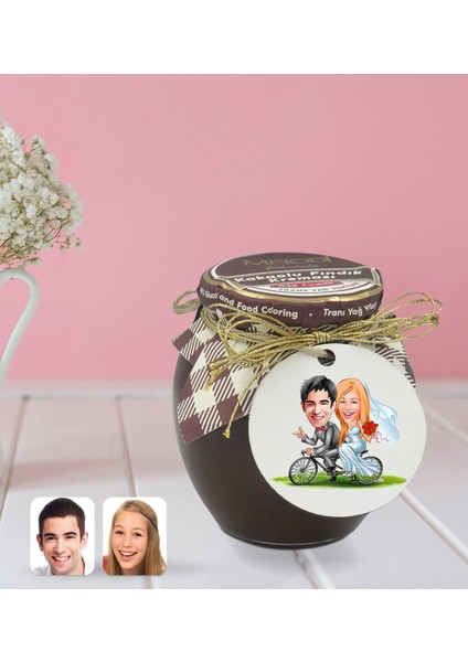 Kişiye Özel Evleniyoruz Karikatürlü Ahşap Anahtarlıklı El Yapımı 400 gr Melodi Kakaolu Fındık Kreması Seti-3 modelleri