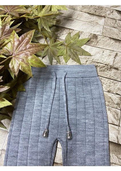 Beli Bağcıklı Fitilli Triko Pantolon indirimleri