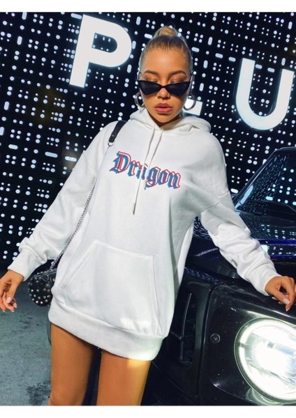 Kadın Beyaz Önü Dragon Yazılı Sırt Dragon Baskılı Kapüşonlu Oversize Sweatshirt modelleri