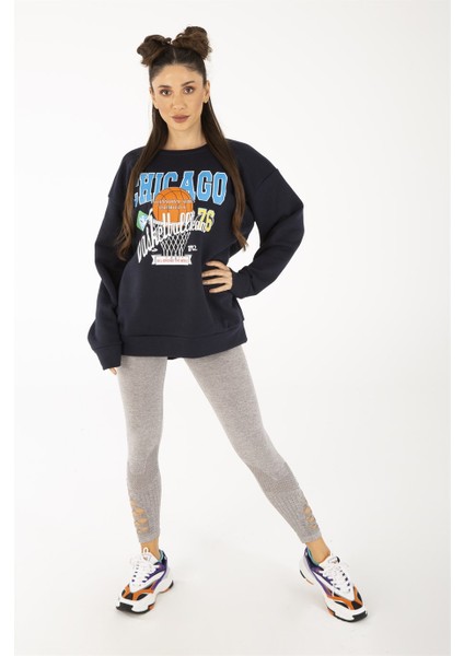 Kadın Lacivert Chıcago 76 Baskılı Oversize Sweatshirt