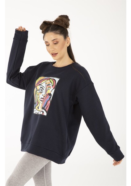 Kadın Lacivert Abstract Figure Baskılı Oversize Sweatshirt