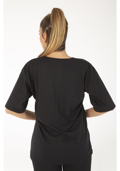 Kadın Siyah Oversize Los Angeles Baskılı T-Shirt modelleri