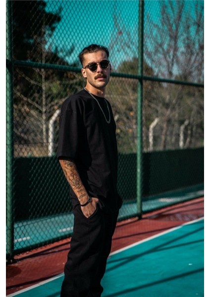 Erkek Siyah Oversize T-Shirt modelleri