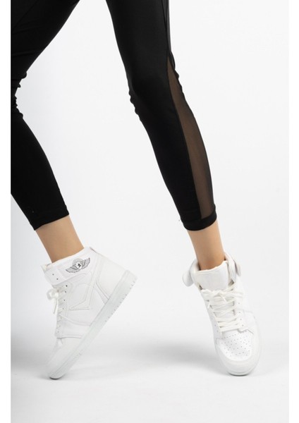 Boğazlı Beyaz Sneakers modelleri