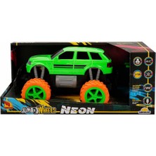 Suncon 1:18 Uzaktan Kumandalı Neon Jumbo Weels USB Şarjlı Araba 26 Cm. - Yeşil Jeep