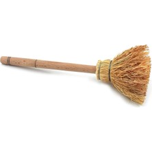 The Mia Cadı Süpürgesi