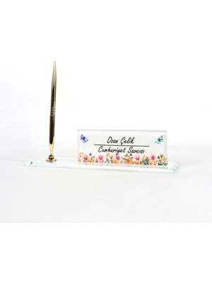 Hediye Marketi17 3D Modern Görünümlü Kalemli Şeffaf Sanat Masa Isimliği