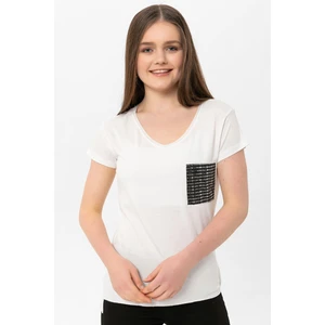 Kadın Cebi Pul Işlemeli V Yaka Oversize Tişört 220004 -