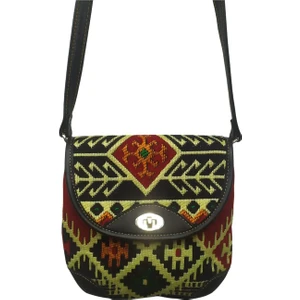 Otantik Kilim Desenli Postacı Çantası