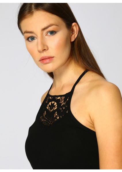 6549 Siyah Kadın Atlet fırsatları