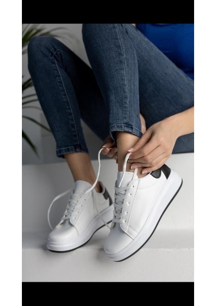 Kadın Bağcıklı Termo Taban Sneaker Deri Spor Ayakkabı