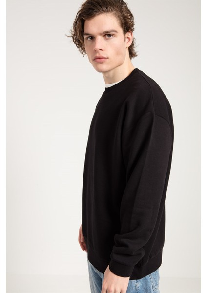 Asit Yıkamalı Siyah Oversize Erkek Sweatshirt