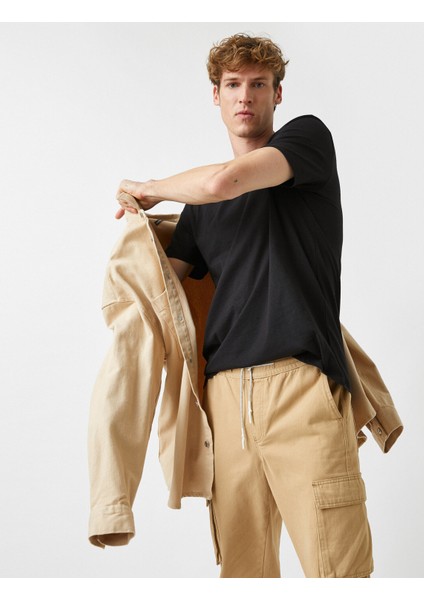 Erkek V Yaka Basic Tişört