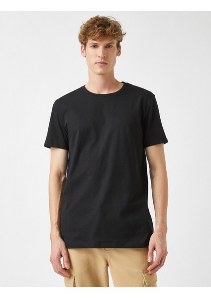 Erkek V Yaka Basic Tişört modelleri