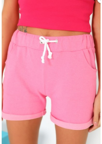 Pembe Paçası Katlamalı Cepli Kadın Şort modelleri
