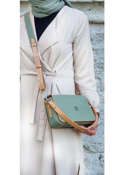 Kadın Yeşil 6 Bölmeli Çapraz ve Omuz Çantası Iki Askılı Just Polo 2174 modelleri