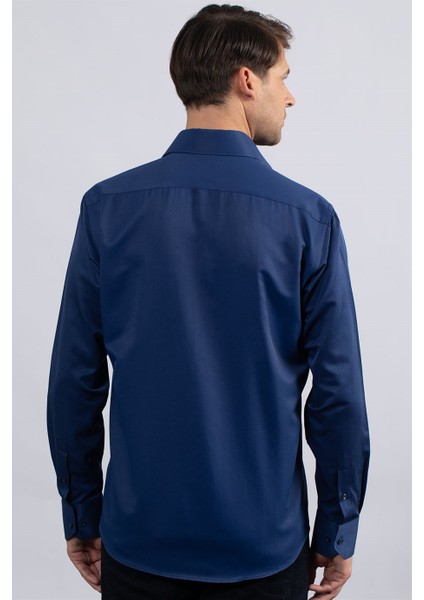 Klasik Fit Rahat Kesim Düz Erkek Gömlek fırsatları