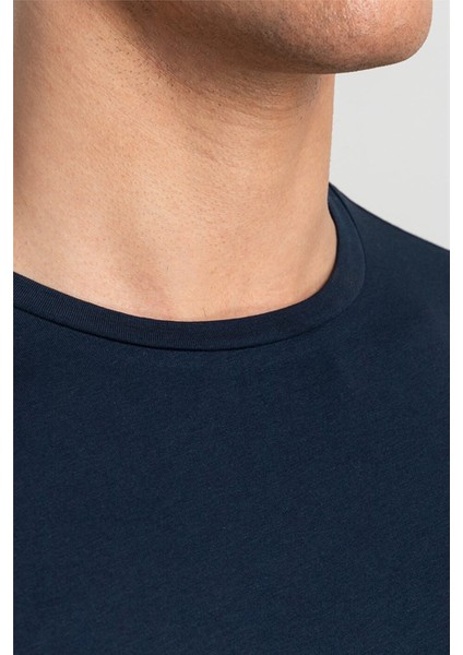 Slim Fit Dar Kesim Bisiklet Yaka Düz Basic Kısa Kol T-Shirt modelleri
