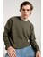 Oversize Asit Yıkamalı Haki Erkek Sweatshirt 2