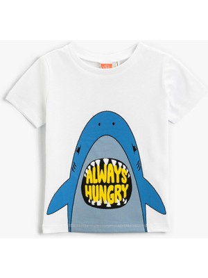 Koton Erkek Çocuk Kısa Kollu Pamuklu Köpek Balığı Baskılı Tişört Günlük Stil Beyaz