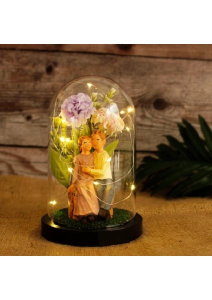 Ortanca Çiçeği Altında Kütük Üstünde Oturan Çift Tasarımlı Işıklı Fanus (Turuncu)