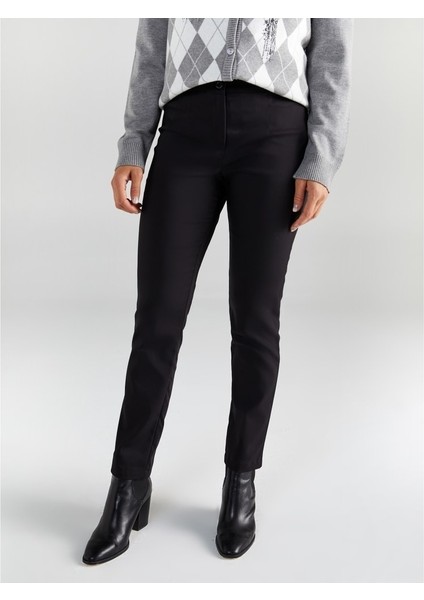 Kadın Slim Fit Klasik Pantolon