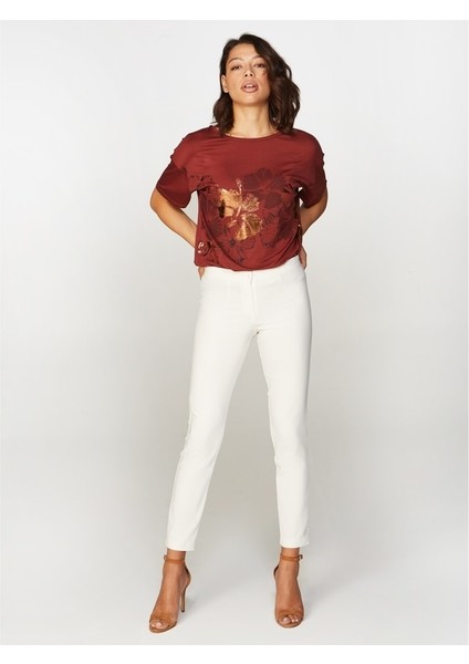 Kadın Klasik Pantolon Slim Fit Ekru Desenli %66 Pamuk %29 Naylon %5 Elastan fiyatları