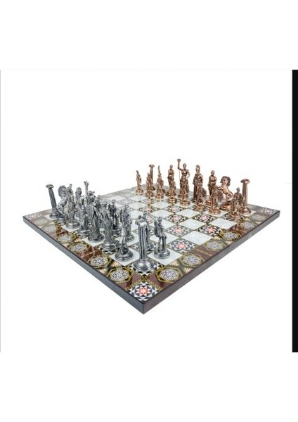 Yunan Mitolojis Poseidon Metal Satranç Takımı