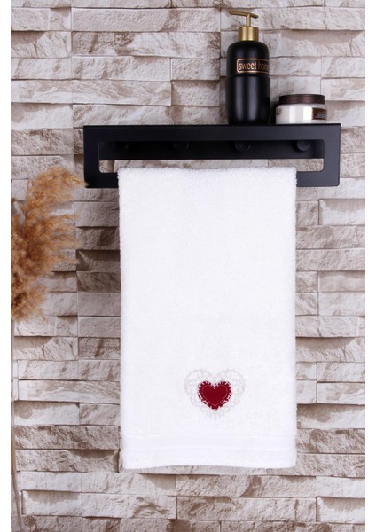 Pamuk 50 x 90 cm Kalp Nakışlı Havlu modelleri