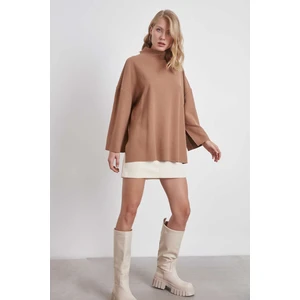 Düşük Kol Yakalı Yanlar Yırtmaçlı Örme Oversize Bluz