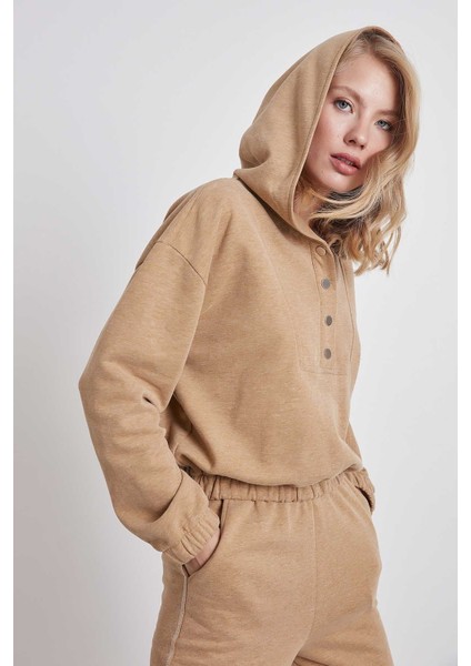 Yaka Çıtçıt Kol Etek Ucu Lastikli Sweatshirt modelleri